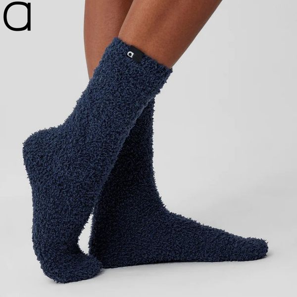 A615 Women Yoga-Friendly Coral Velvet Plush Socks with Soft Material for Comfortable Training