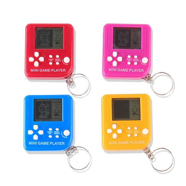 Mini Handheld Portable Game Players Retro Game Box Keychain Built In 26 Games Controller Mini Video Game Console Key Hanging Toy DHL