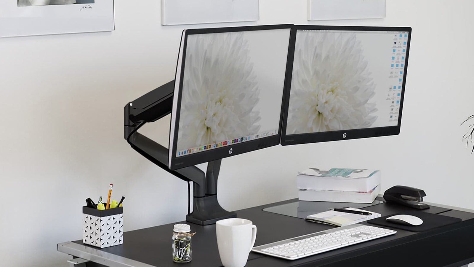 Mount-It! MI-1772B Dual Monitor Mount With Gas Spring Arms Black