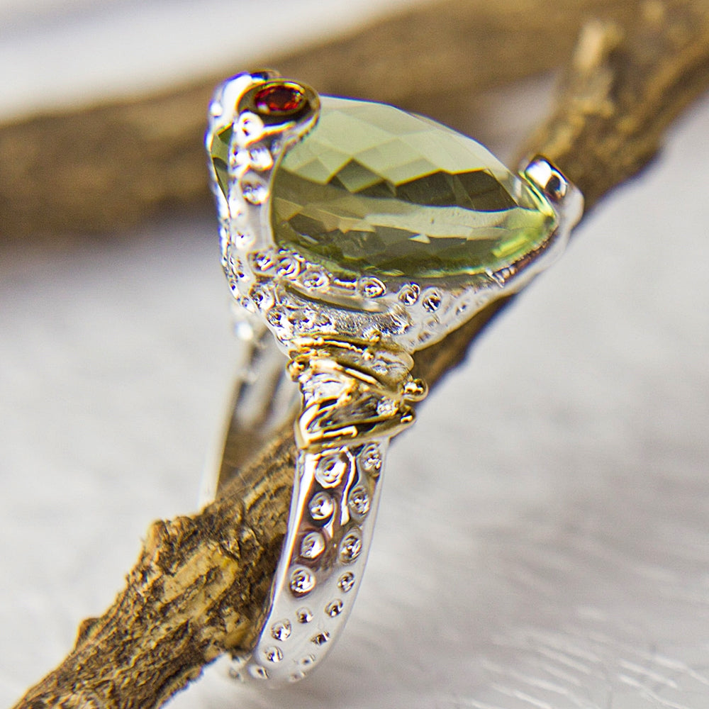 Cute frog design Ring Lt Green Olivine zirconia Jewellery Beautiful New Look Jewelry Woman rings