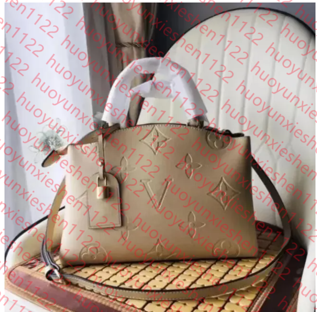 5A Quality Designer Luxury Tote bags Grand palais mm Shoulder Handbag Casual Handbas Fashion Large Embossed Canvas Crossbody Shoulder Bags Wallet m4