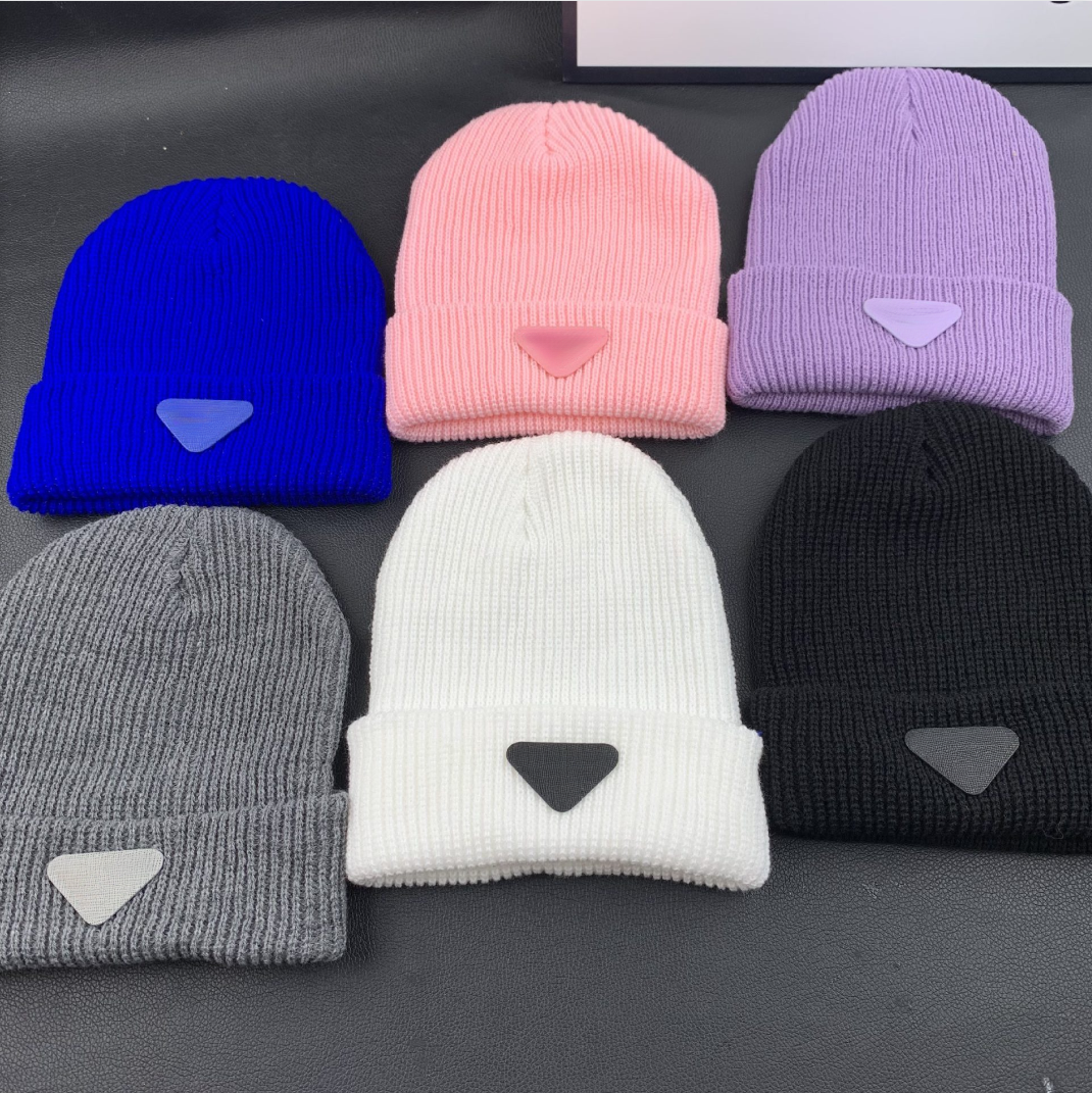 beanie Popular designer beanie warm and fashionable suitable for both men and women