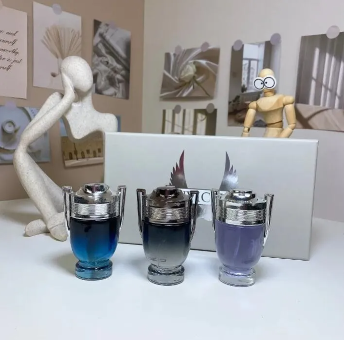 2024 30ml*4 Perfume Gift Box Long lasting smell pink Dia set Lady Girl Cologne Precious Quality Equisite Packaging