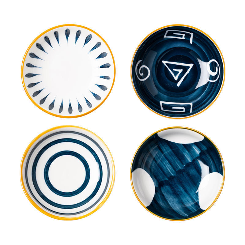 Japanese Porcelain Ceramic Sauce Dishes Set of 4 Ceramic Dipping Bowls for Sushi