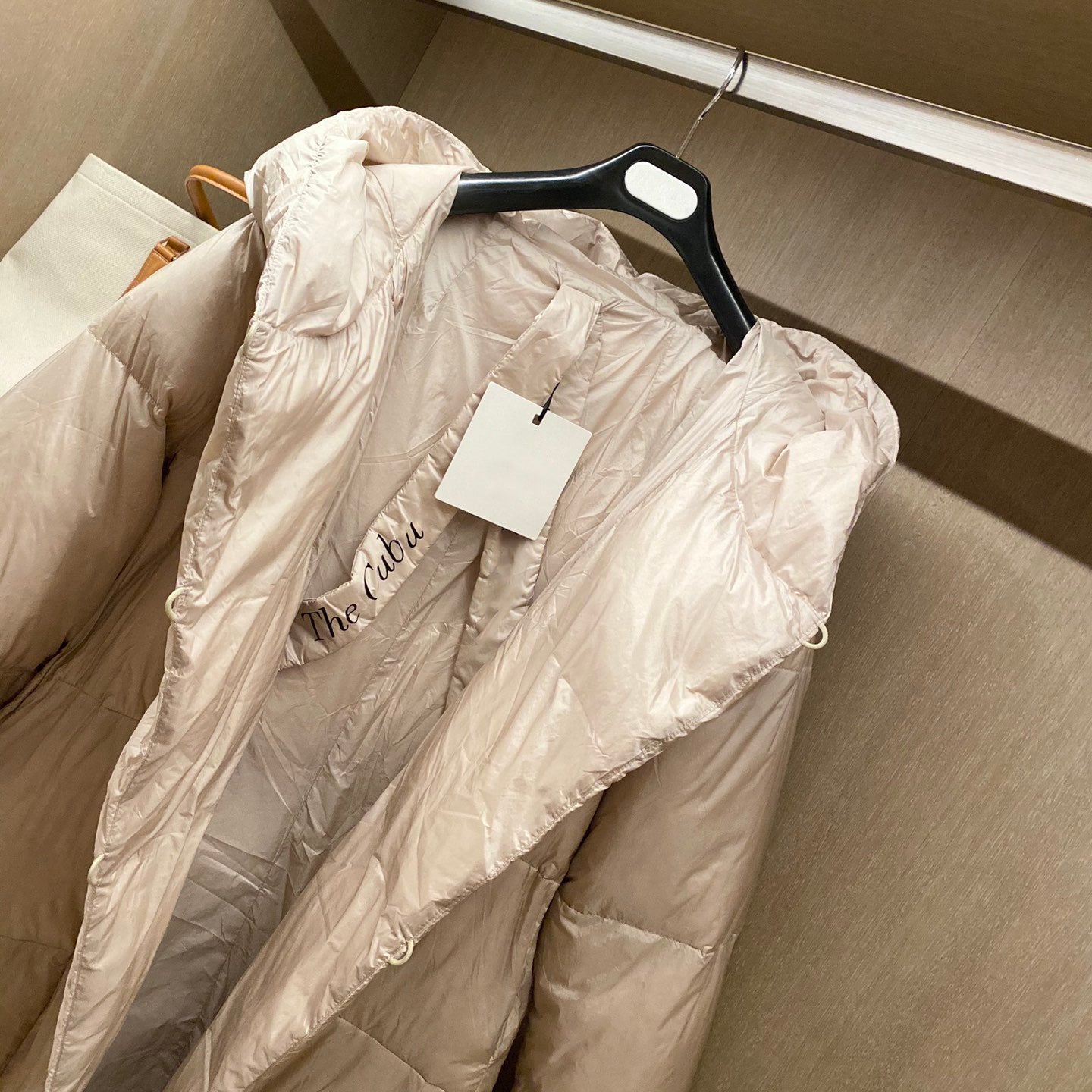 2022 Womens Winter outdoor leisure sports down jacket white duck windproof parker long leather collar cap warm real wolf fur stylish designer classi