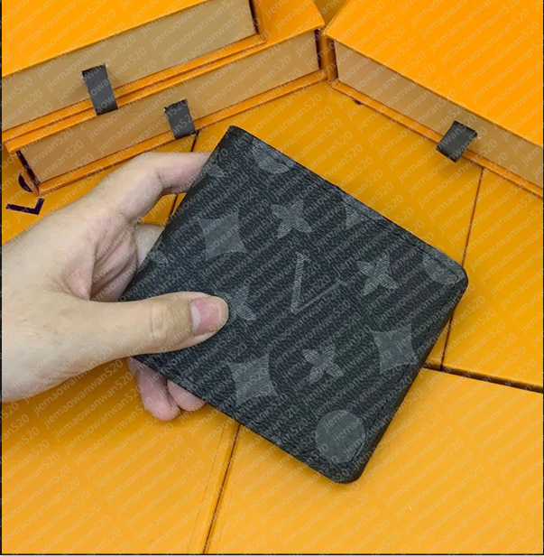 High Quality Designers Genuine Leather Fashion Designer Wallets Retro Handbag for Men Classic Card Holders Coin Purse Famous Clutch Wallet w