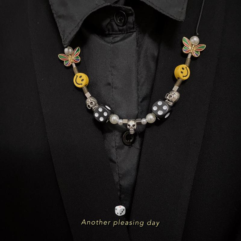 Chokers Online Celebrities With The Same Paragraph Hip-Hop Punk Retro Pearl Dice Necklace Niche Bungee Wild Style Men