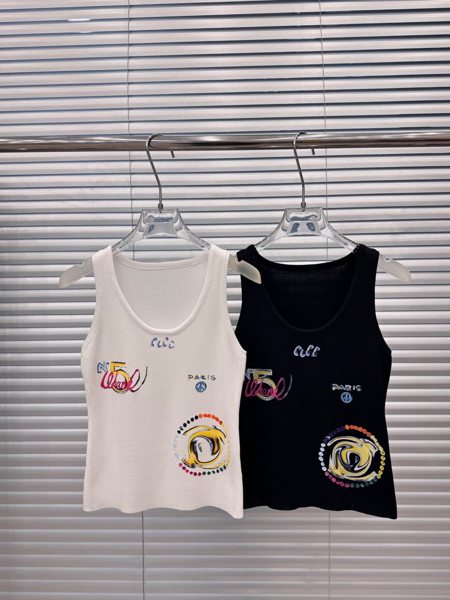 Runway Women&#039;s Tanks 2025 New Summer Women&#039;s Letter Printed Sleeveless 2 Colour Knitting Vest Designer Fashion All Match Tops