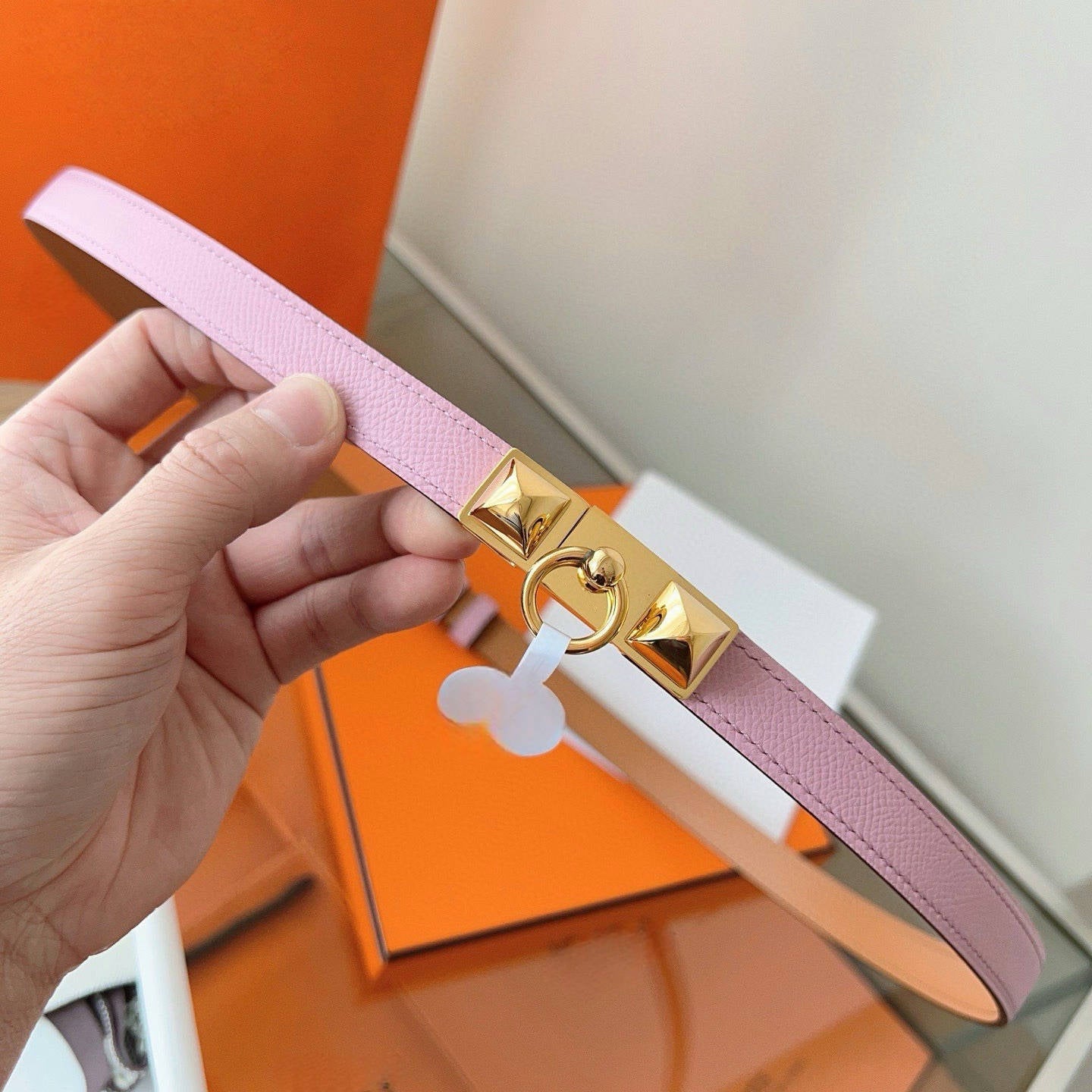 Designer Women Belt Width1.8cm High Premium Leather Belt Gold Silver Metal Buckle Luxury Belt Black Pink Beige Decorate Jeans Suit Pants With Dust B