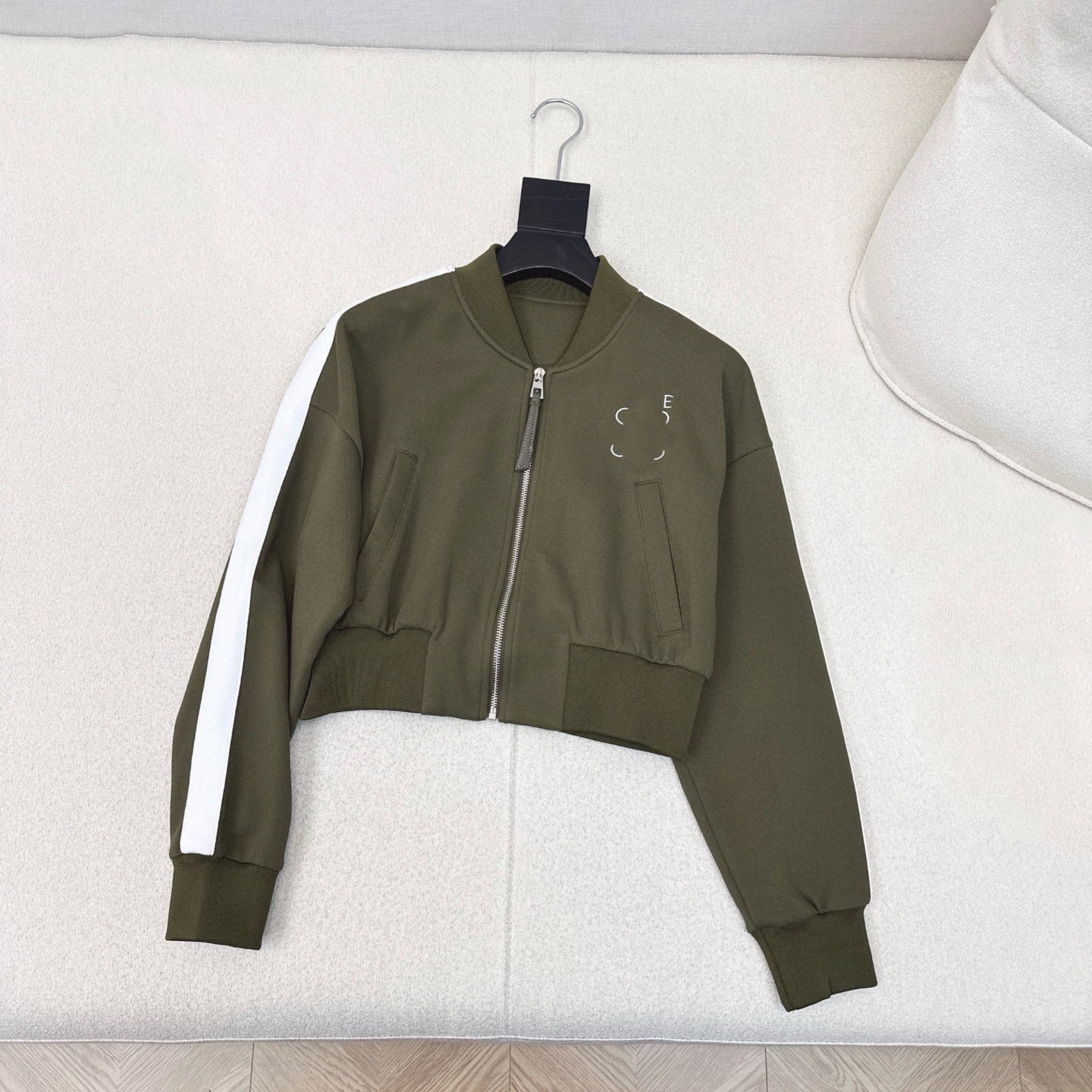 (Order by pic in opt, not by desc) Women Logo Embroidery Baseball Jacket - Cotton Blend Varsity Jacket with Ribbed Trim Stylish Casual Outerwear for