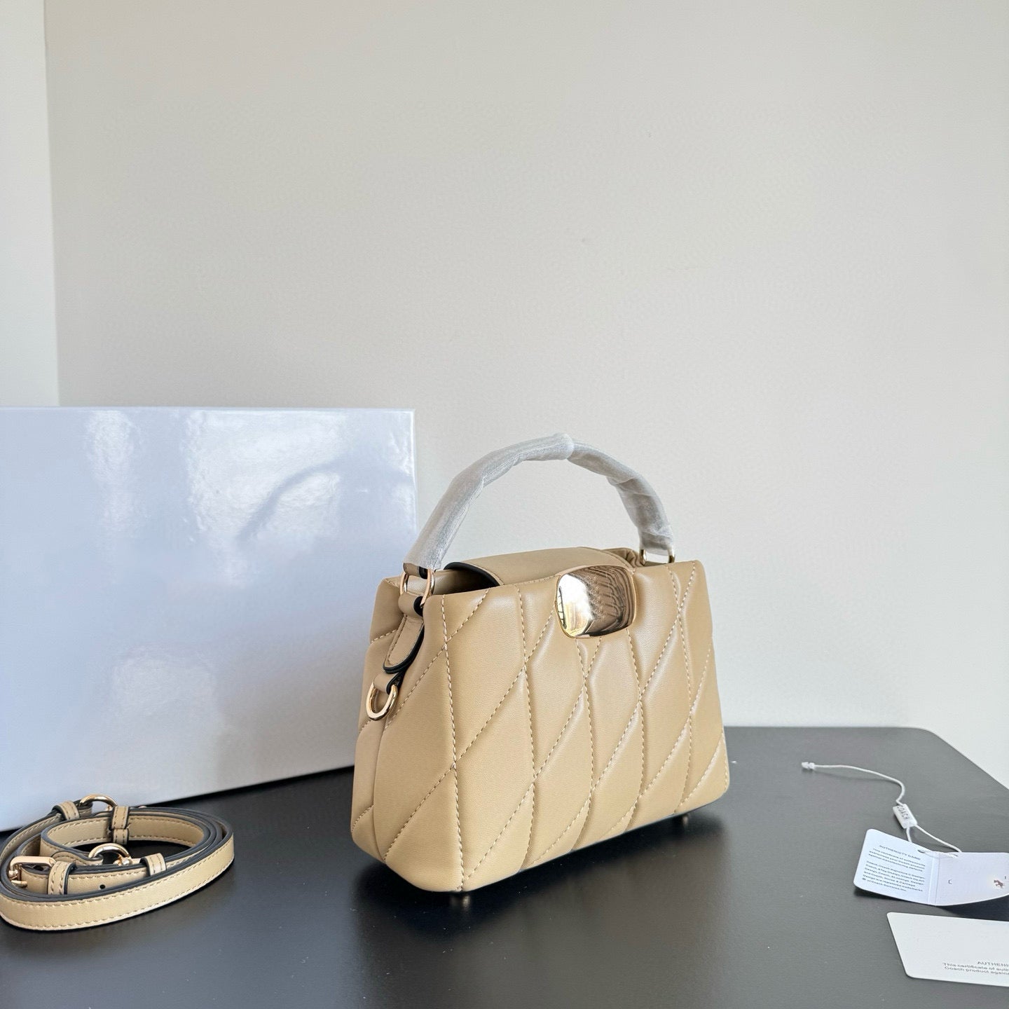 New high quality handbag messenger bag popular practical fashion leather luxury brand luxury leather women&#039;s bag