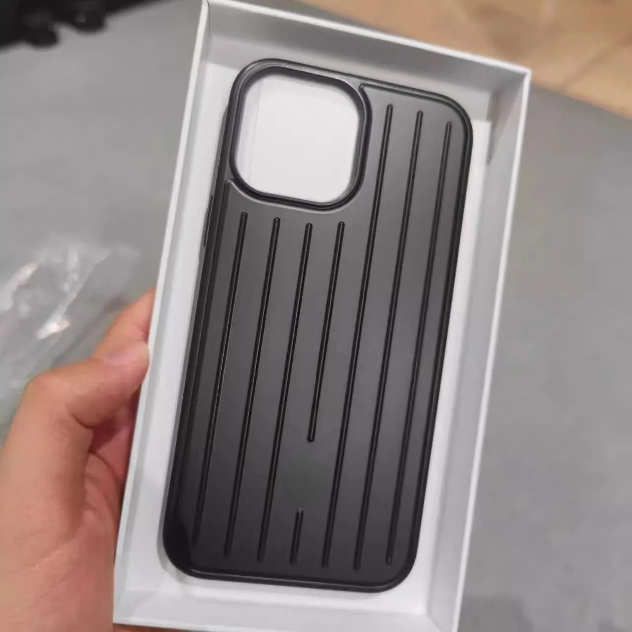 RIM Phone Case Suitcase Designer iPhone Case for Apple iPhone 17 Pro Max 16 15 14 Polycarbonate Aluminum Alloy MagSafe Weave Back Cover Coque Funda