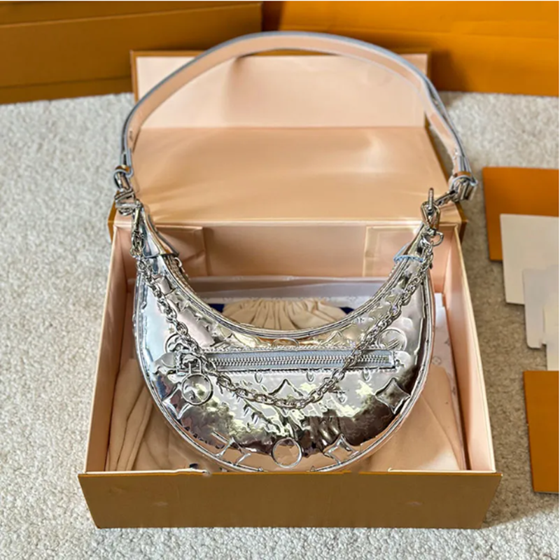 24ss Women Luxurys Designers Bags Patent leather Totes Handbag Wallets Bag Messenger Purse Card Holder pouch Laptop Bag Messenger Bag Pocket 22cm