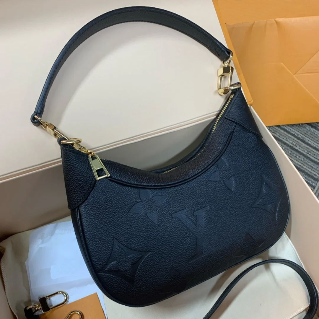 Designer Bags n Luxury Bags Handbags High Quality Chain Bags Shoulder Bags Fashion Crossbody Bags Designer Women tote bagg tote bag SSS 01 .