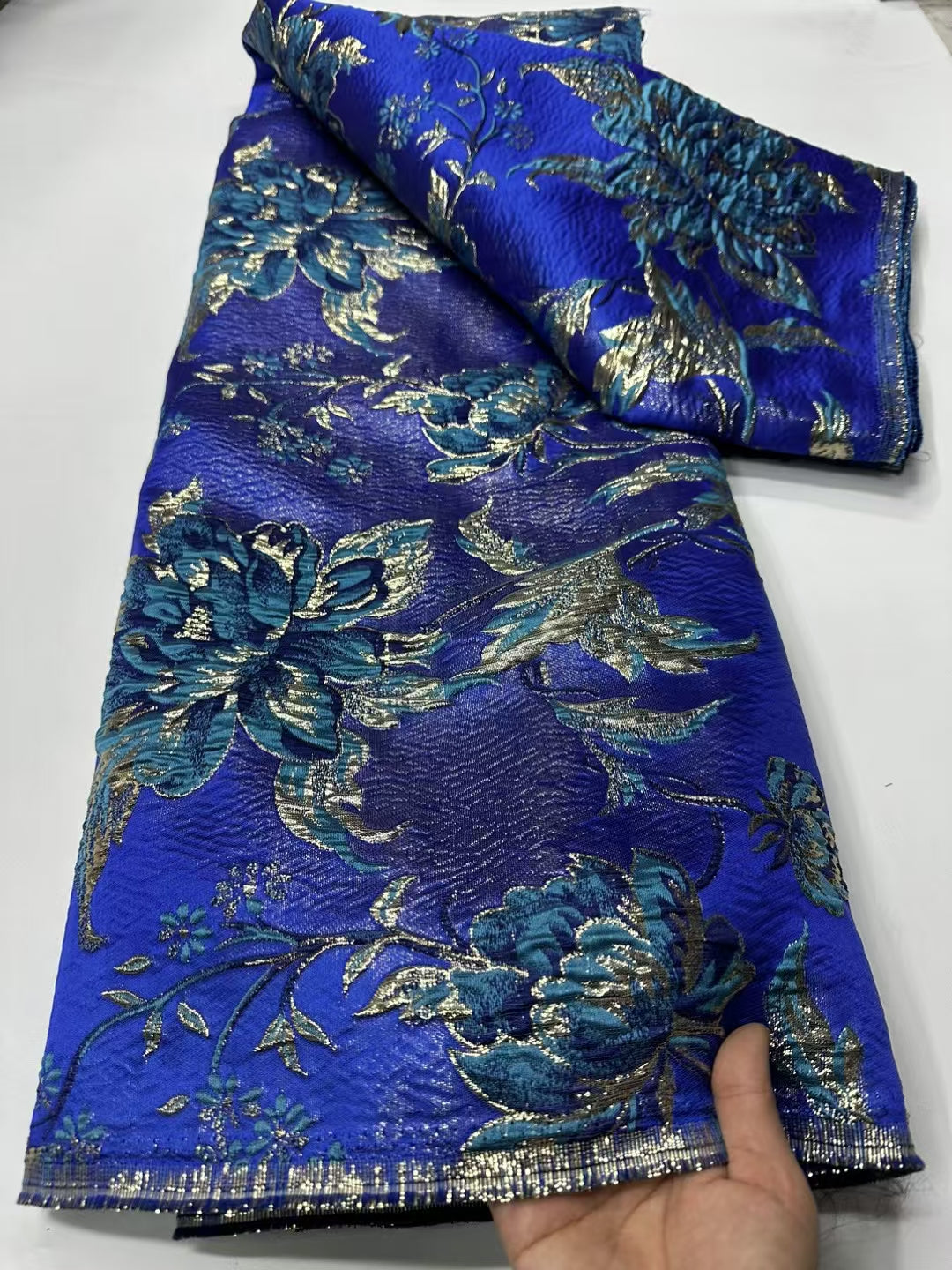 New White High End Color Woven Jacquard Fabric Cheongsam Dress Fabric Fashionable Bubble Sleeve Fabric by 180inches*43.2inches