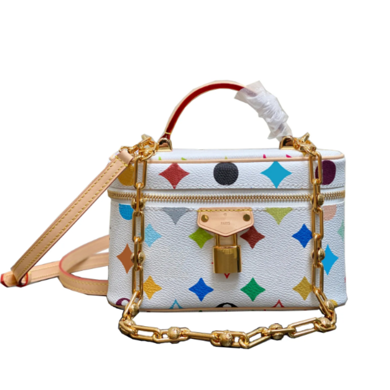 Vanity Pouch Cosmetic Bags Women Leather Luxurys Designers Bags Totes Box Handbag Wallets Messenger Purse Card Holder pouch Travel