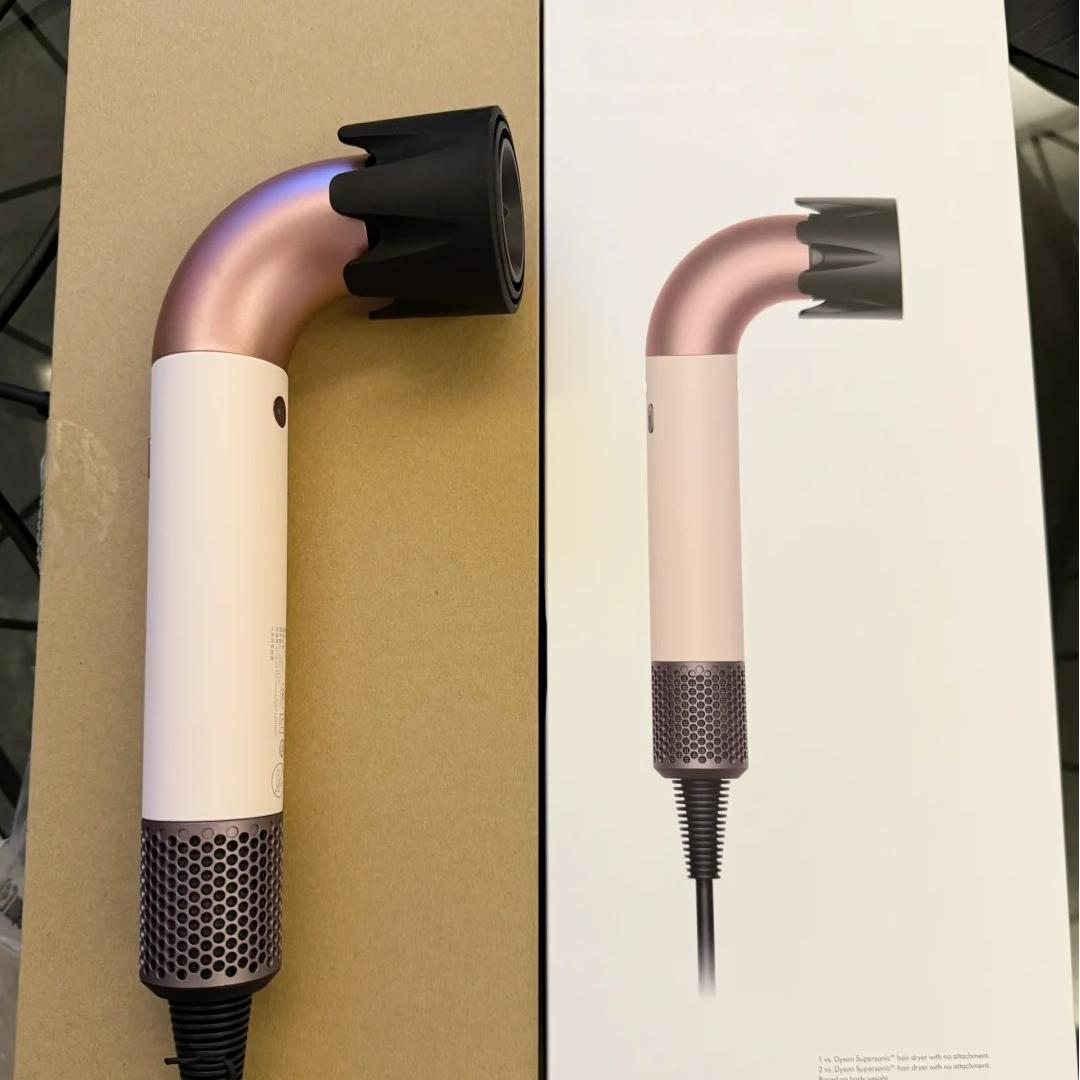 Dai HD-18 Huaqiangbei Bend High Speed Hair Dryer Household Negative Ion Leaveless Hair Dryer Source Factory