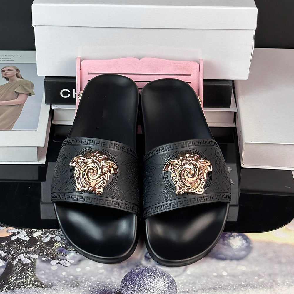 2025Men&#039;s Slippers and Women&#039;s Sandals Black and Pink Classic Designer Slide, Head Leather, Genuine Leather, Rubber Slippers golden jewelr