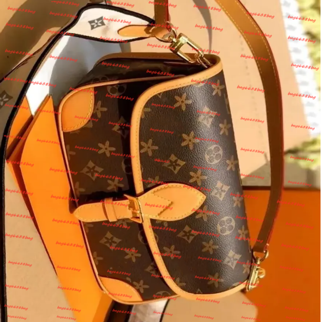 Designer Shoulder Bag Women Crossbody Handbag Brand Leather Emed Purse Woman Strap Messenger Tote Wallet Diane Bags Cross bags AL