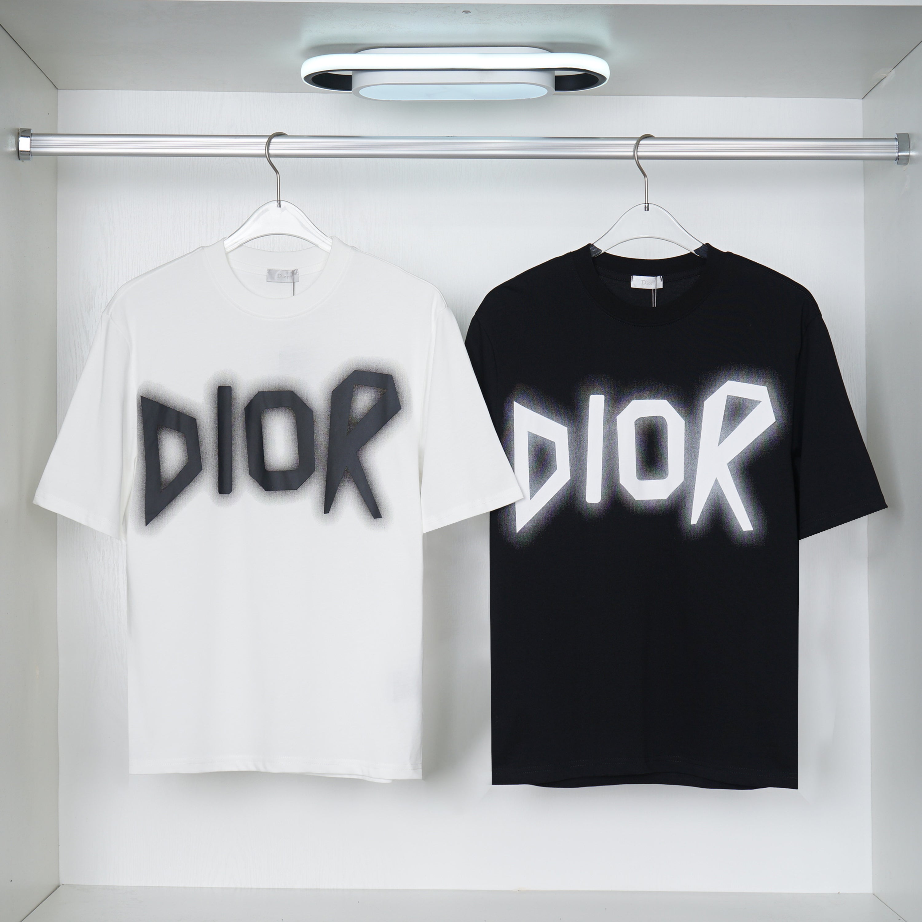 Dior Famous Tees Mens Designers T Shirts Letter Print Round Neck Short Sleeve Black White Fashion Men Women Tshirts