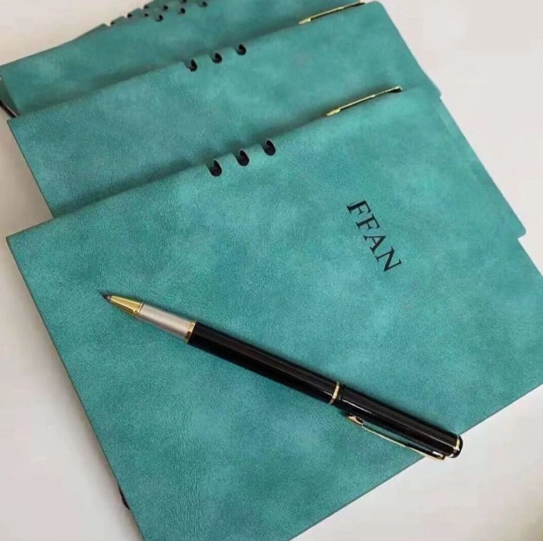 New Arrival fashion designer letter printed A5 notebook Retro business Luxury thickening student notebook with ballpoint pen