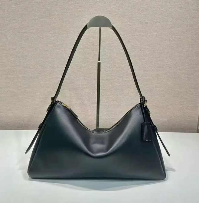 8A High quality designer women&#039;s slanted shoulder handbag leather retro large leather shoulder bag with wallet