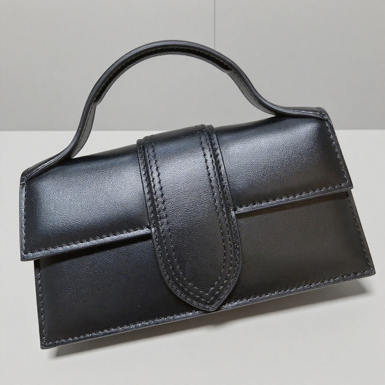 Designer bag Shoulder bag Le Bambino sac chiquito bag luxury women crossbody bag Vintage Handbag Underarm Frosted Suede leather purse tote bag Walle