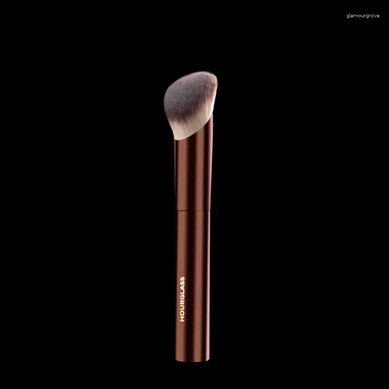 Makeup Brushes Hourglass Brush- No.21 Ambient Soft Glow Foundation Brush Fiber Hair Fashion Design Single Face