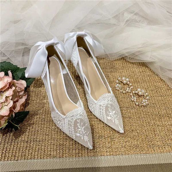 Spring and Summer New Pointed Shallow Lace Mesh Pearl Buckle Wedding Shoes Stiletto High Heel Banquet Dress Wens SandalsC241219