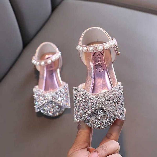 Sandálias Ainyfu Childrens lantejas sandálias Girls Sweet Bow Rhinestone Princess Shoes Fashion Non Slip Flat S Sandals de fundo macio S2412