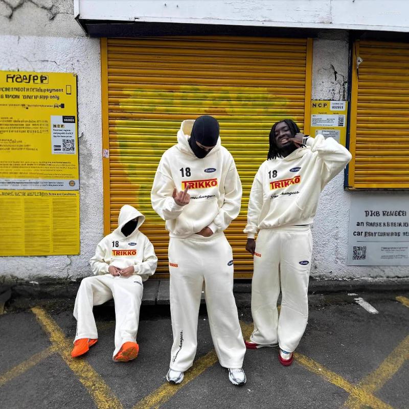 Men&#039;s Tracksuits Man Womans Oversized Hoodie Set With Beige Graffiti Print Streetwear Mans Tracksuit Autumn High Street Sets For
