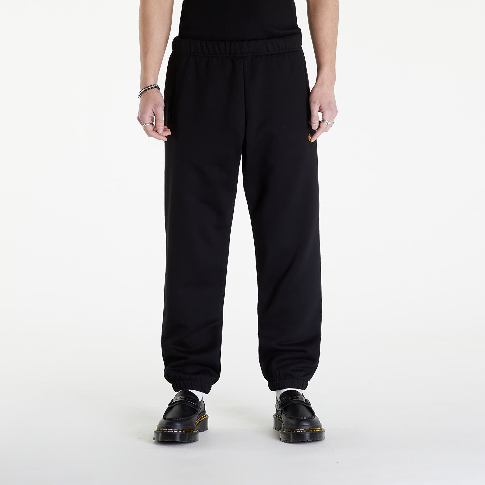 Joggebukser Carhartt WIP Chase Sweat Pant Black- Gold S