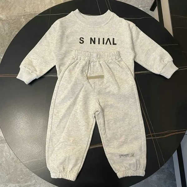 2-piece set of children&#039;s and boys&#039; clothing, children&#039;s designer clothing, spring and autumn baby long sleeved T-shirt, long