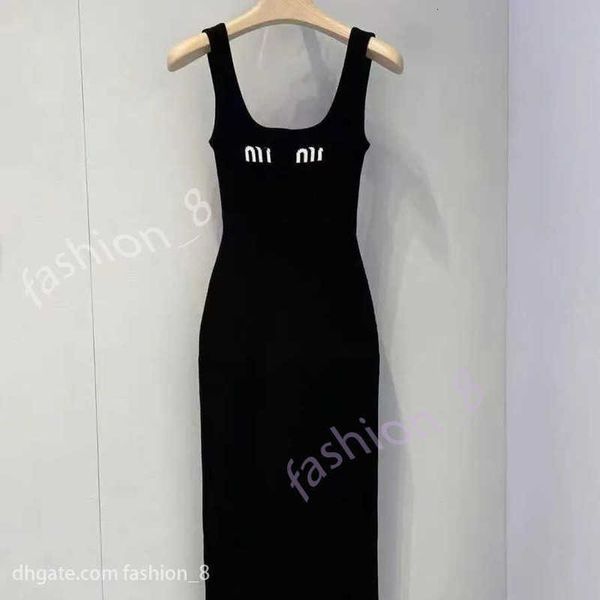 Basic Casual Dresses Designer luxury Womens Casual Dresses Sleeveless Printed Vest Shirts Tops Short Tanks Shirts Classic Flat Skirts Woman