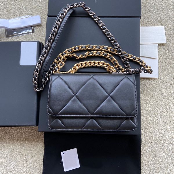 10A1:1 High quality upgraded magnetic buckle leather zipper handle chip certification 19cm sheepskin women&#039;s chain wallet with box wall