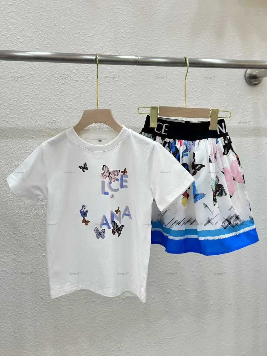 Top one girls dress suit Butterfly pattern print baby two-piece Summer kids designer clothes T-shirts and Lacing design skirts A074X02N071