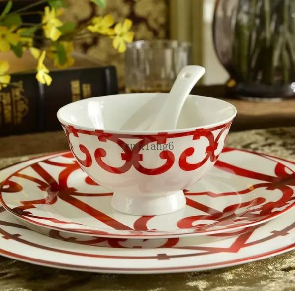 Bone China Western Tableware 58 PCS Ceramic Dinnerware Set Chinese Red Color Porcelain Dishes Plates Cups And Saucers Kit Gifts-2