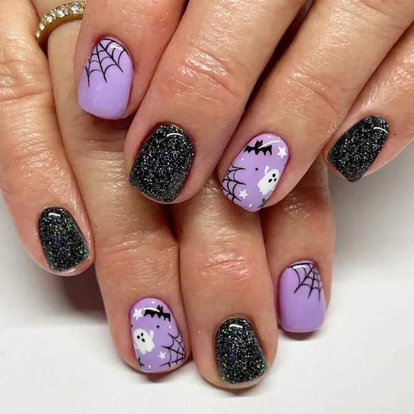 24pcs Halloween Nail Art Set-Short Square Press-On Nails with Ghost Bat Spider Web Designs Fake Nails Women and GirlsT250120