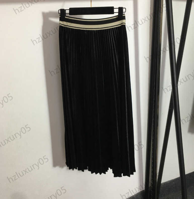 Womens Skirts Contrasting Color Stripe Splice Letter Webbing High Waist Skirt Velvet Fabric Soft Straight Slim Pleated Skirt Elegant Lady Style Wome