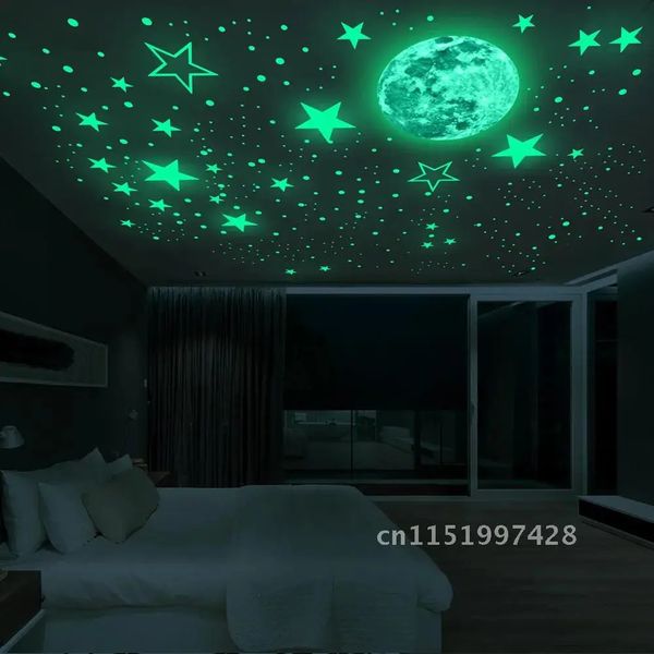 Luminous star and moon wall stickers suitable for rens rooms daycare home decoration luminous wall stickers dark bedroom ceilings 250102