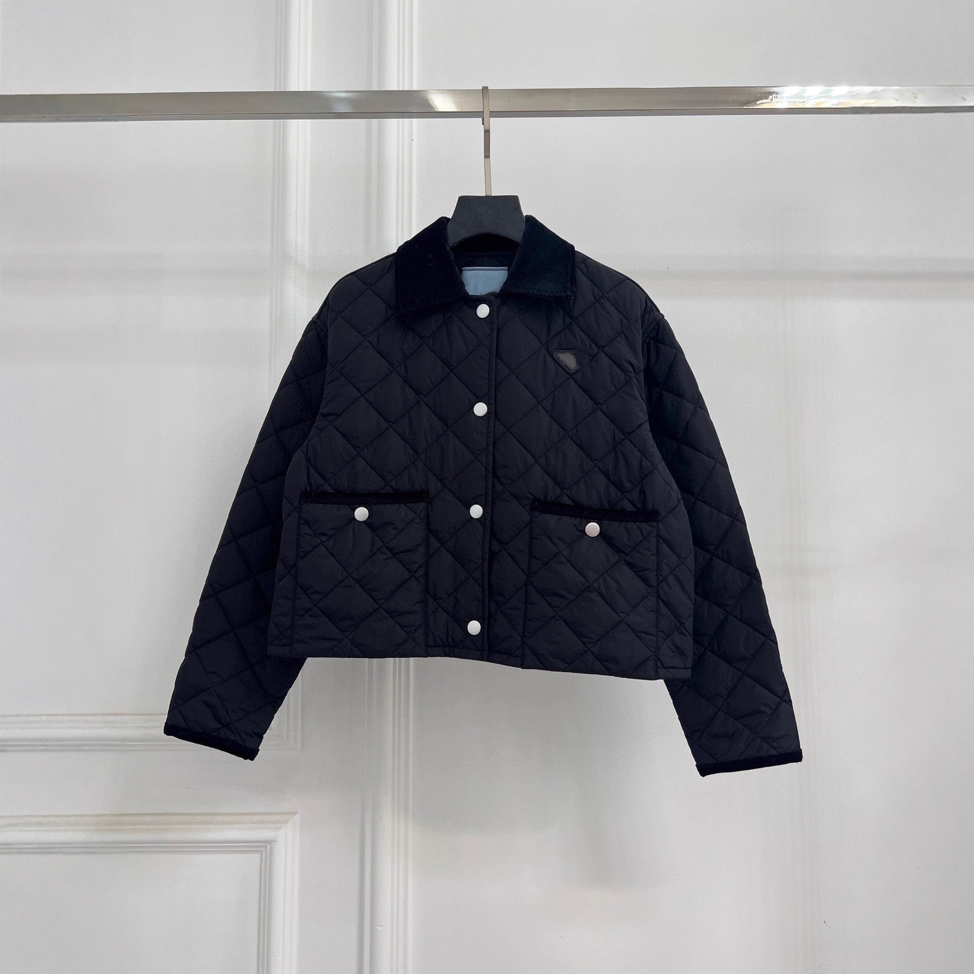 Women&#039;s Jackets Designer Triangular square neck ribbed short cotton jacket