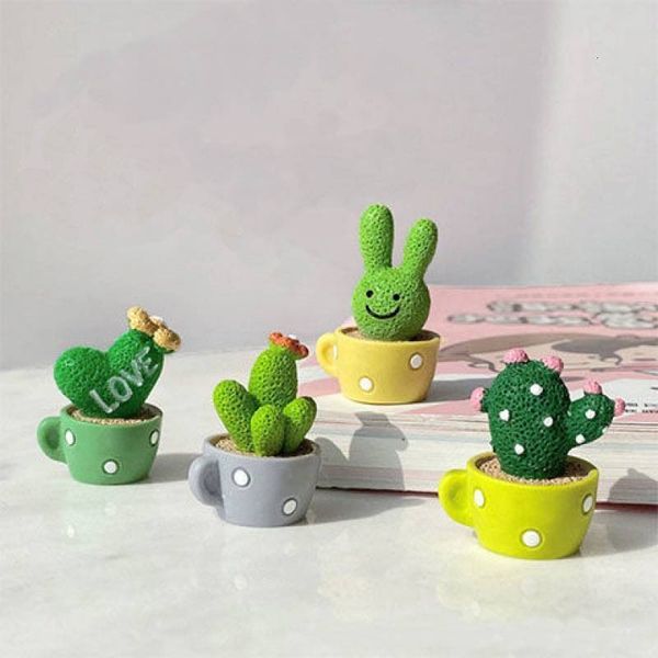 Decorative Objects Figurines 4pcsSet Mini Cute Resin Cactus Micro Landscape Ornament Miniature Home Desk Decor Garden Plants Potted Statue C