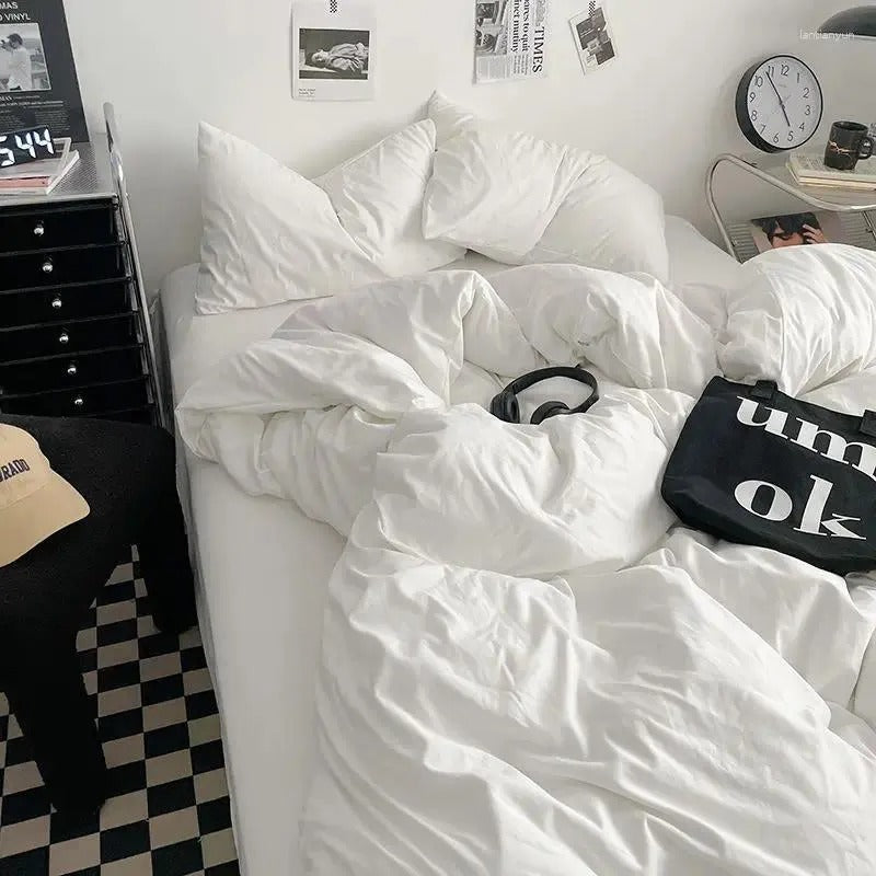 Bedding Sets 4Pcs Vintage French Printing Lace Ruffles Princess Set Milk Velvet Warm Quilt Cover Bed Skirt Bedspread Pillowcases FYA