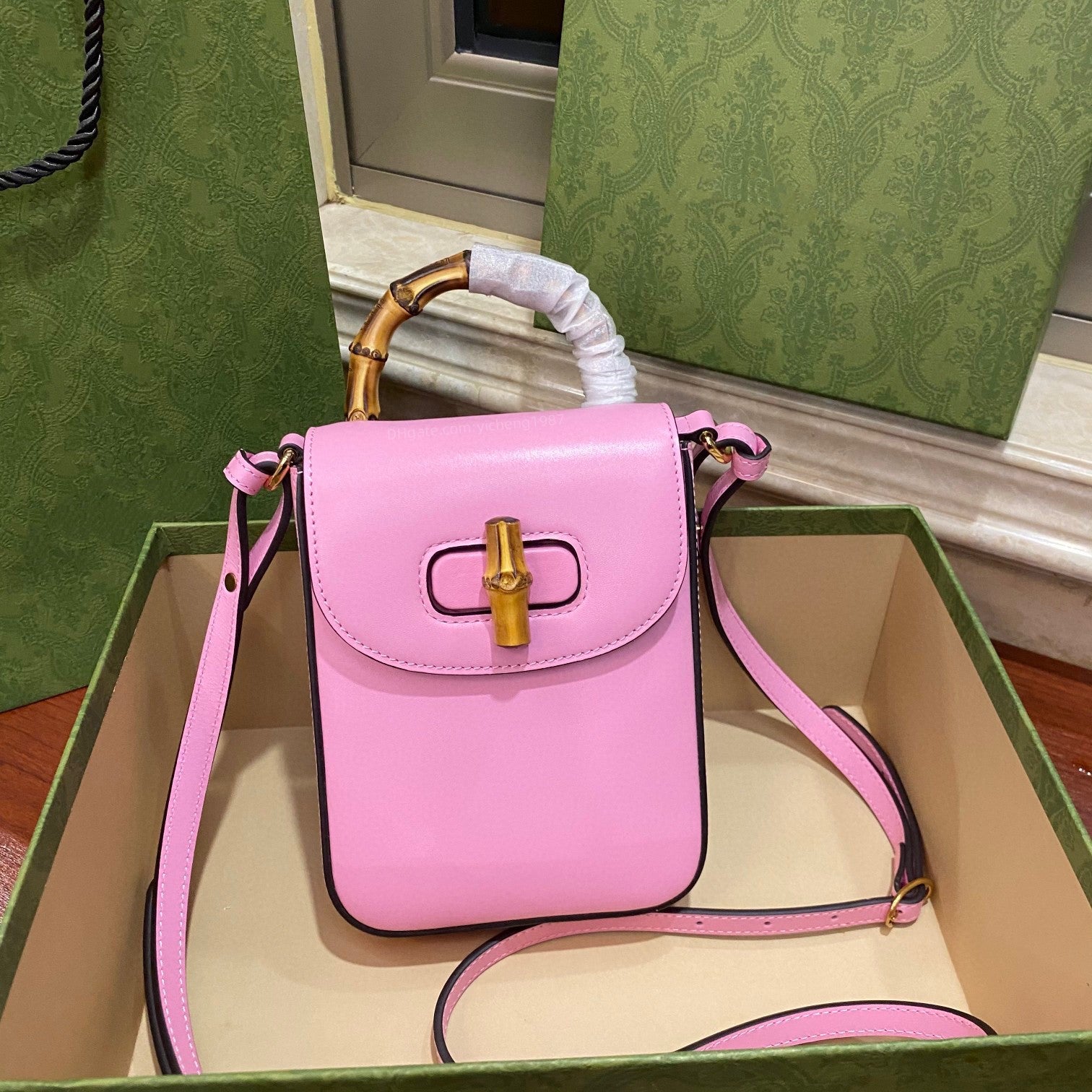 10A Mirror quality designer Ladie Fahion Caual Deigne Bamboo Mini Tote Handbag Crobody Shoulder Bag 702106 Women Backpack Pink Color Pure