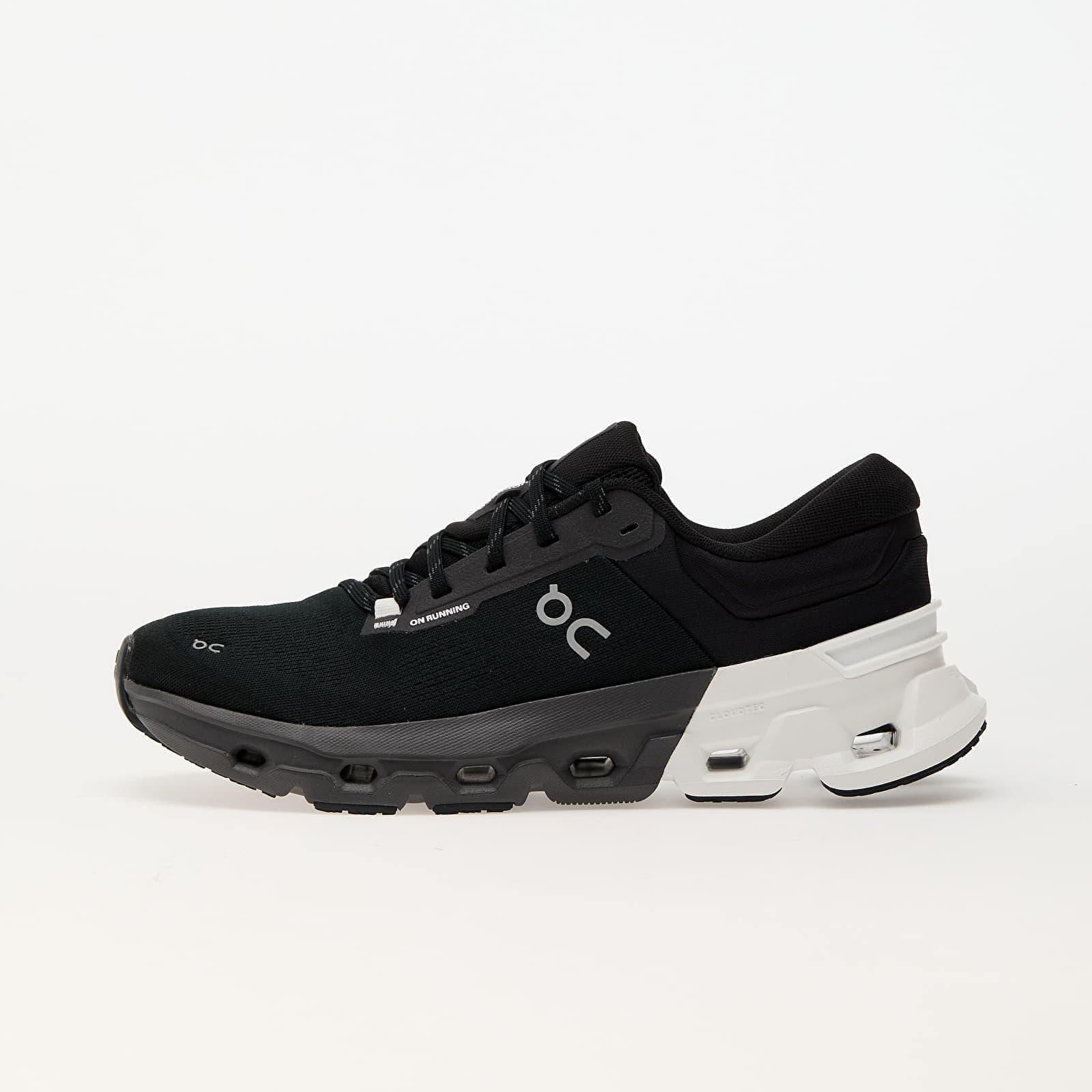 Sneakers On M Cloudflyer 5 Black- White EUR 43