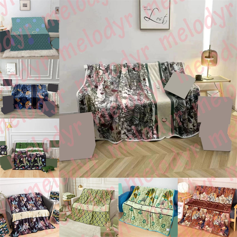 Designer Blankets Home Soft Flannel Throw Blanket Letter Print Sofa Bed Cover Blanket Carpet without Box All Season