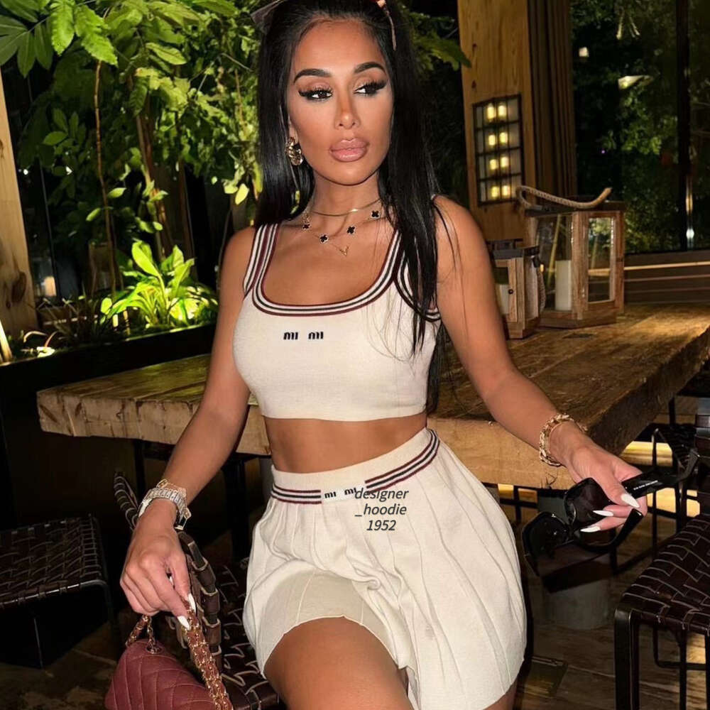 designer dress jk skirt women pleated dresses designer tank tops beach knitted short skirts