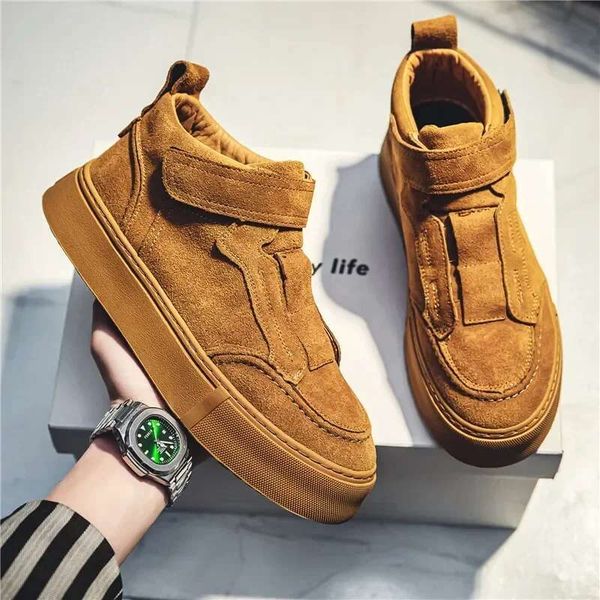 Ankle Suede Designer Shoes for Men 2023 New Vintage Boots Hook & Loop Versatile male Casual Sneakers Botines Hombre