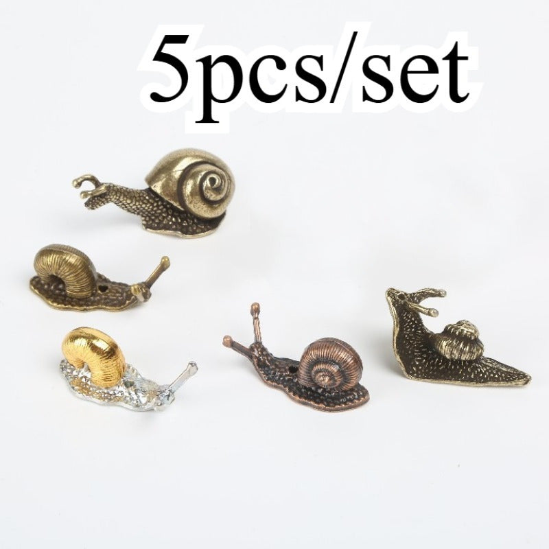 TEMU 5pcs Brass Snail Figurines Set - Vintage Miniature Sculpture, Metal Animal , Versatile Indoor & Outdoor Decor, Ideal For Desk, Garden, Home ,