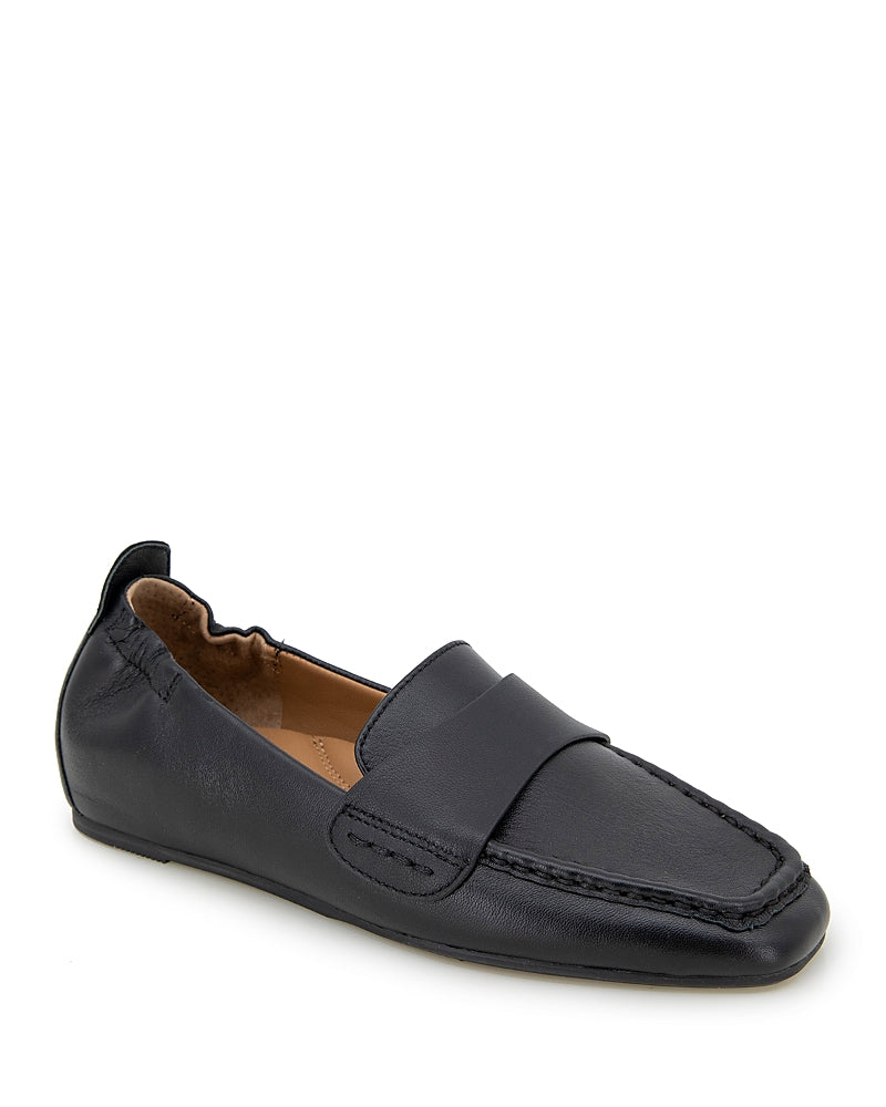 Gentle Souls by Kenneth Cole Women's Sophie Square Toe Flats